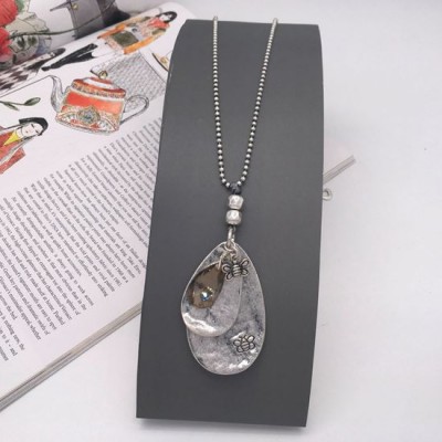 Imprint Double Bee Pendant (1756)